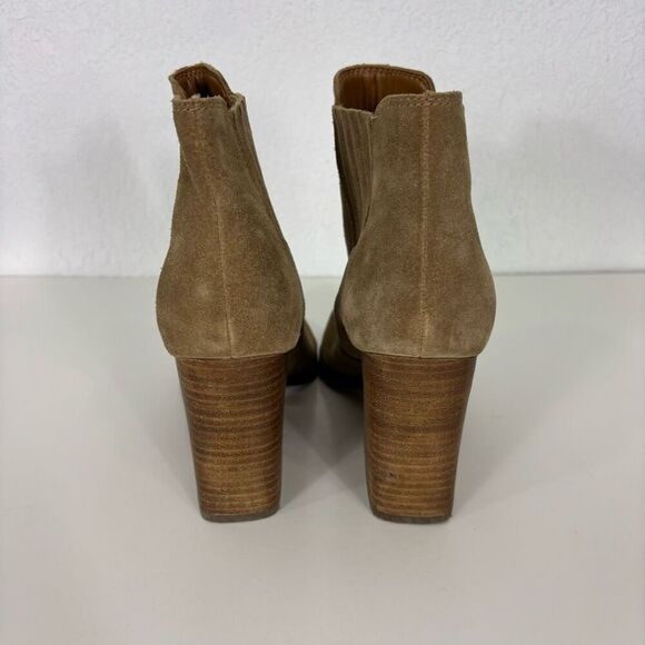 Marc Fisher Tan Suede Block Heeled Ankle Booties Size 9.5 - Picture 3 of 7